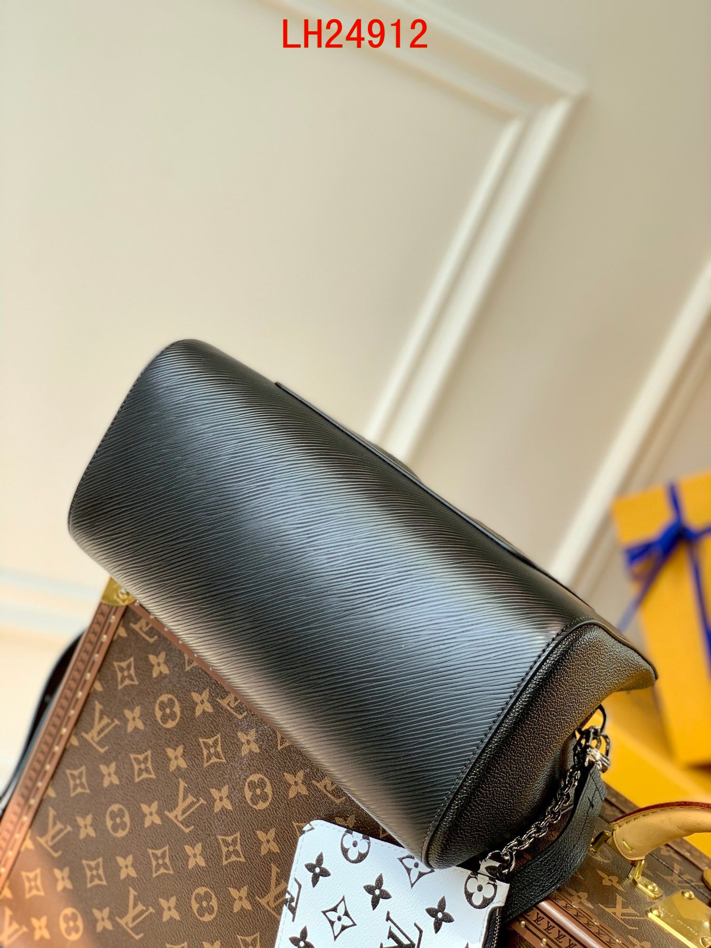 Louis Vuitton Marelle Tote Epi leather bag