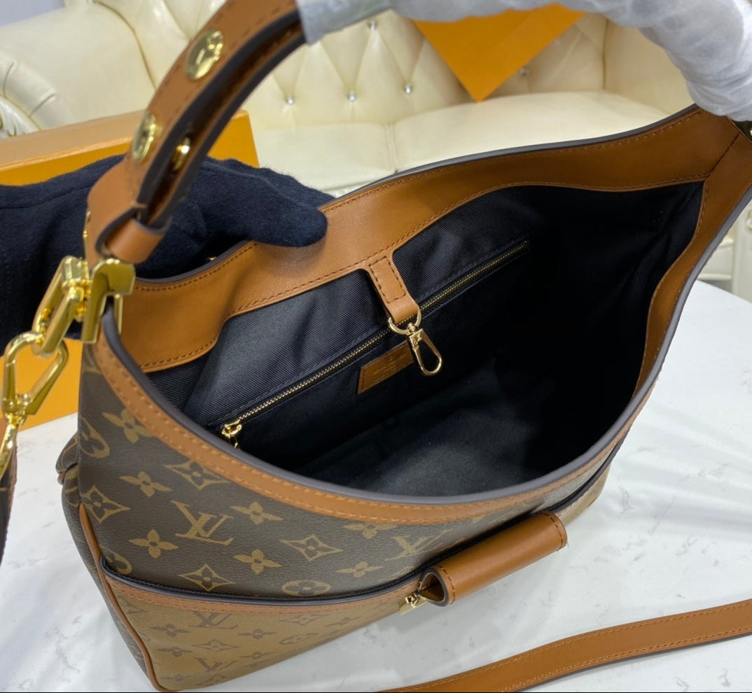 Louis Vuitton Medium Hobo Dauphine