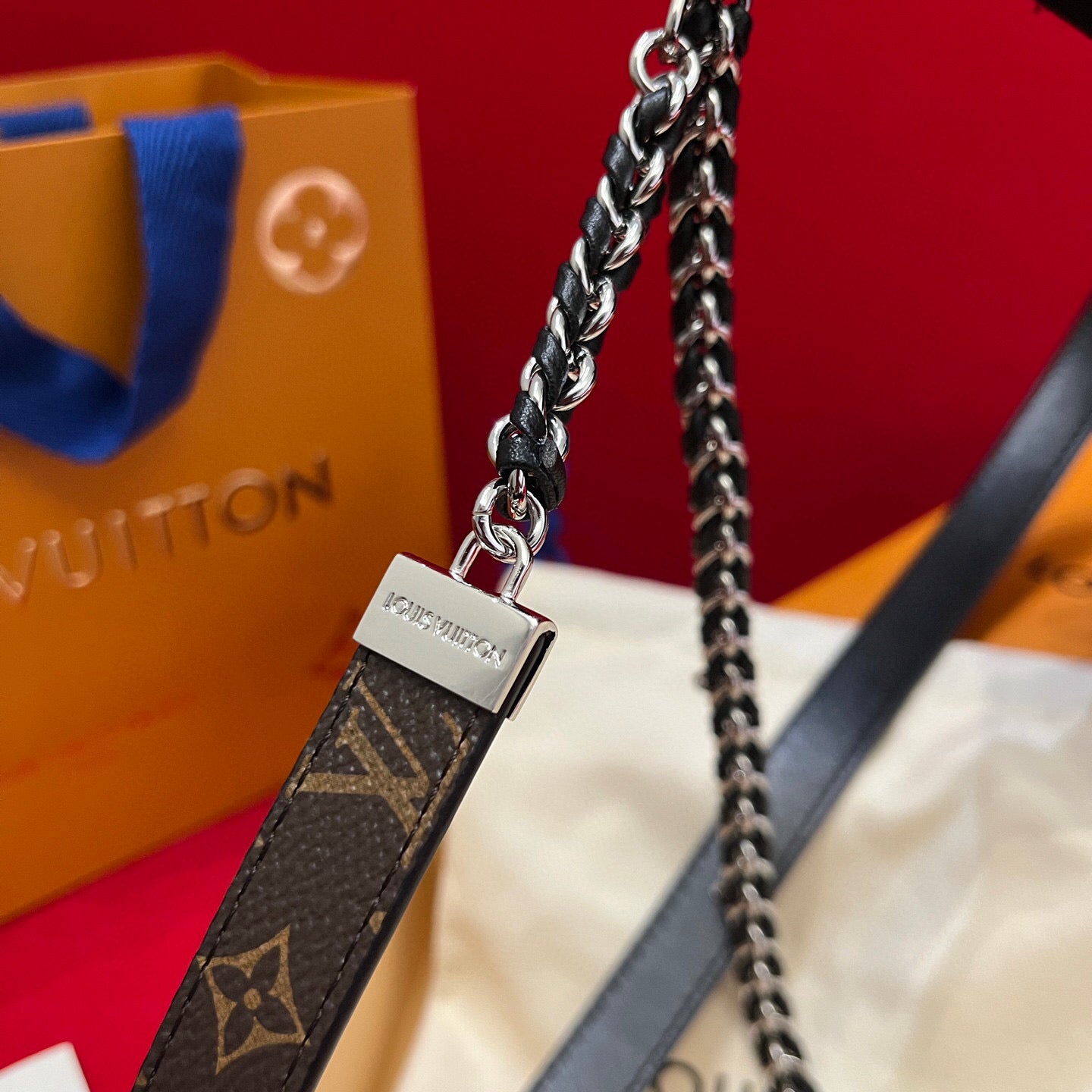 Louis Vuitton Braided chain Belt Monogram