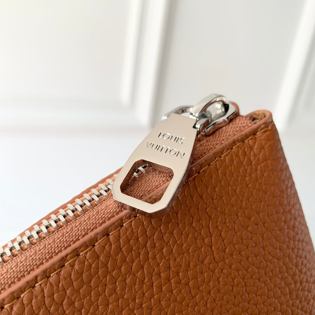 Louis Vuitton Duo Pouch Aerogram