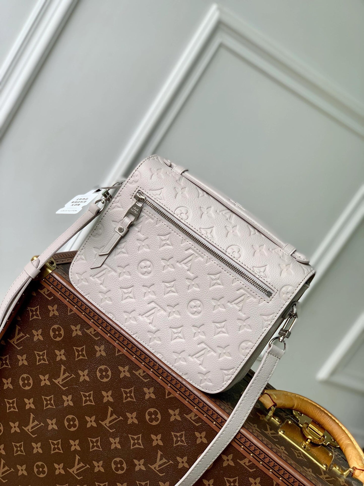 Louis Vuitton Pochette Métis empreinte
