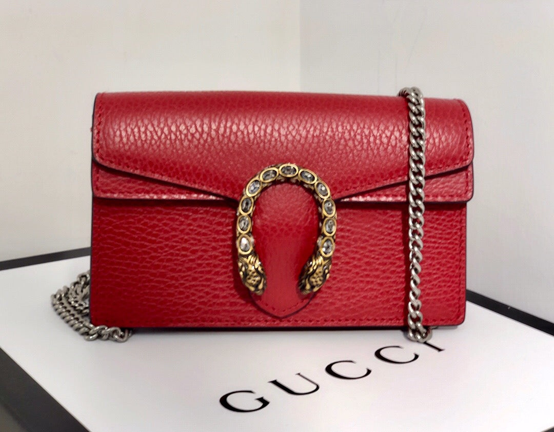 Gucci Dionysus super mini bag
