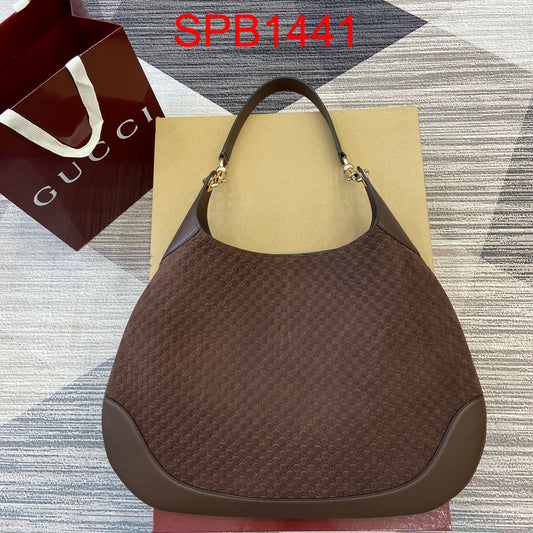 Gucci B medium shoulder bag suede