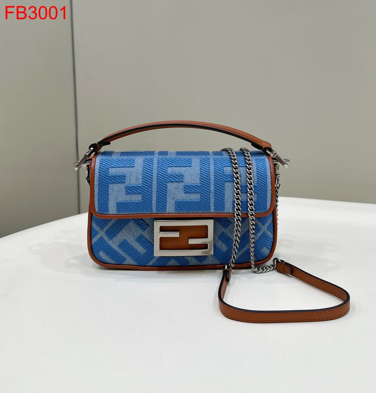 Fendi Baguette Mini