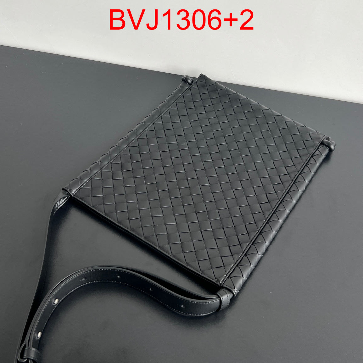 Bottega Veneta Flat Loop bag