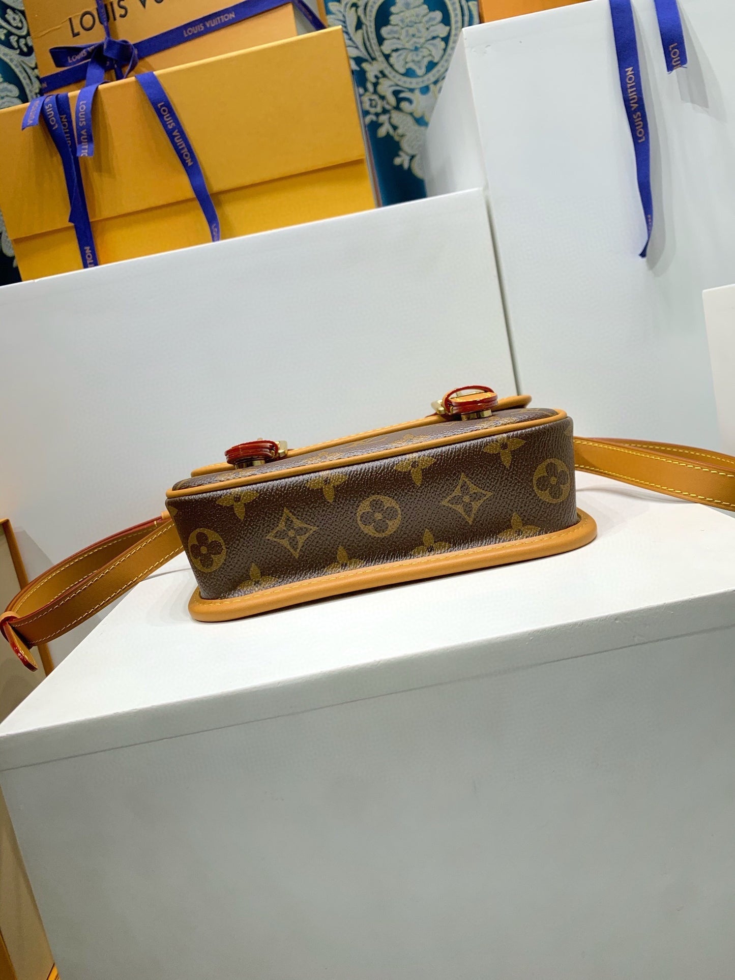 Louis Vuitton Satchel Wearable Wallet