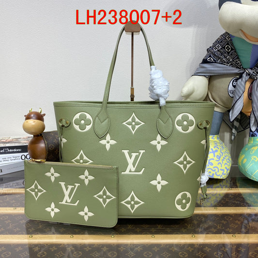 Louis Vuitton Neverfull MM Bag