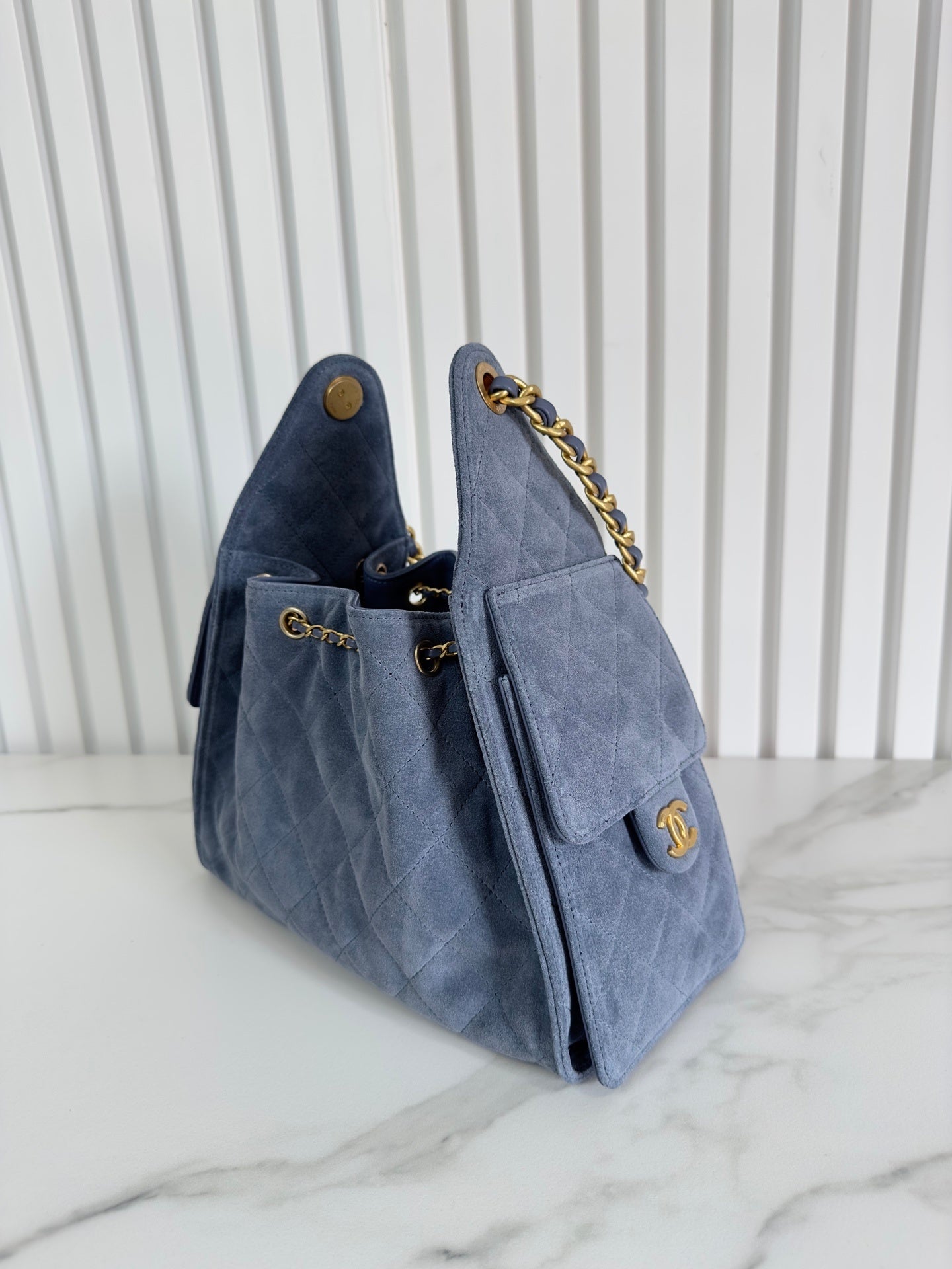 Chanel Small Hobo 25 Suede bag