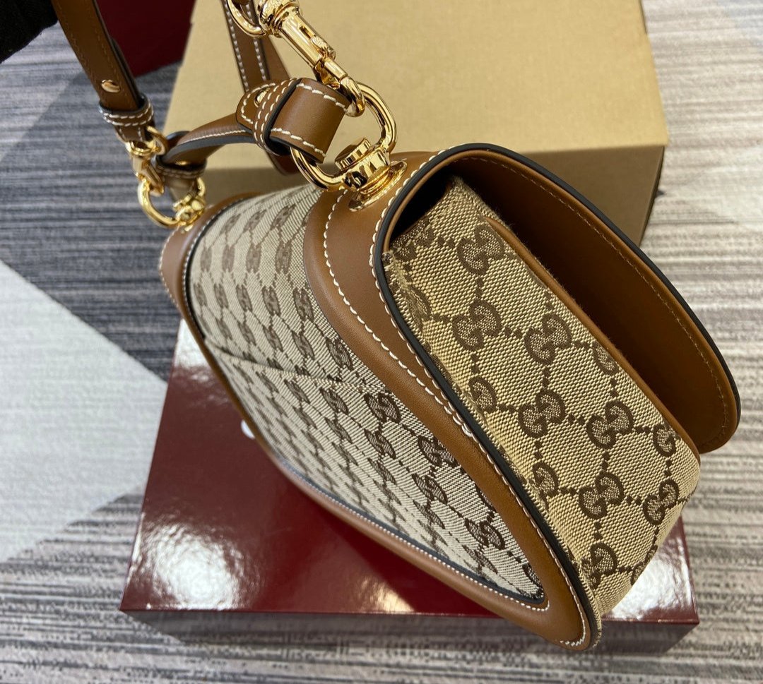 Gucci Blondie Medium shoulder bag