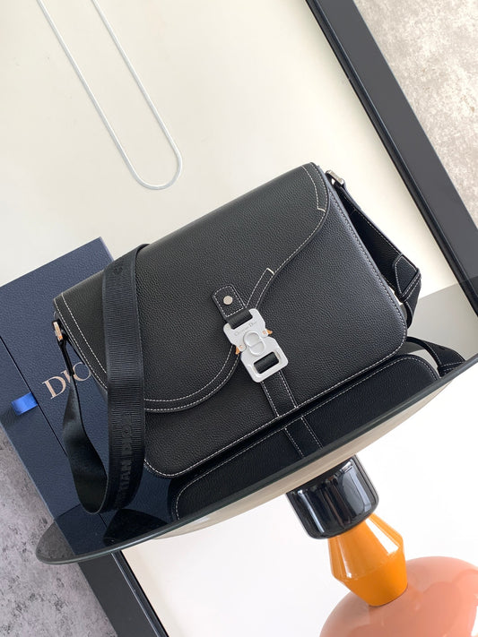 Dior Messenger Saddle bag