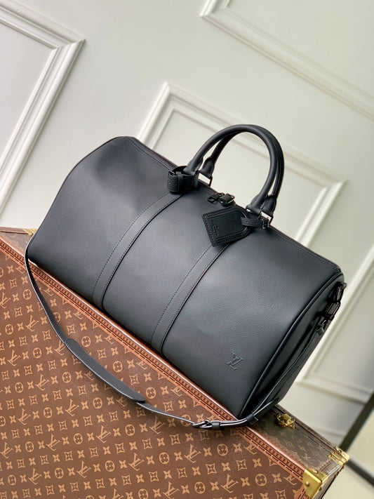 Louis Vuitton Keepall Bandoulière 50 Bag