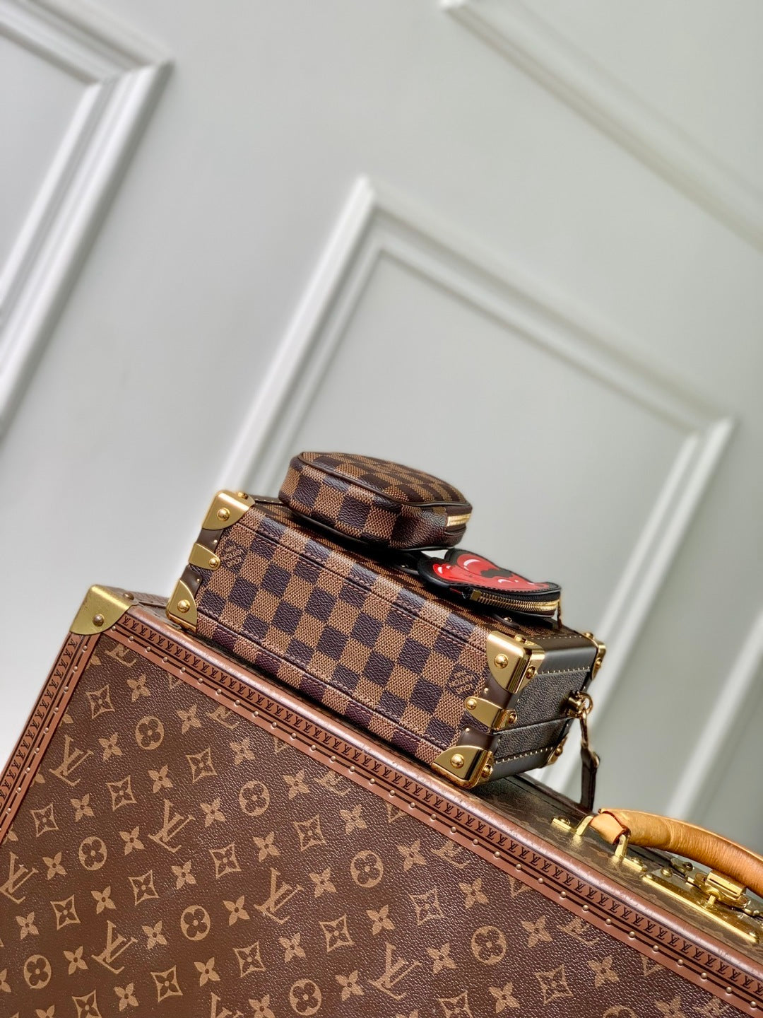 Louis Vuitton Sawagani Trunk