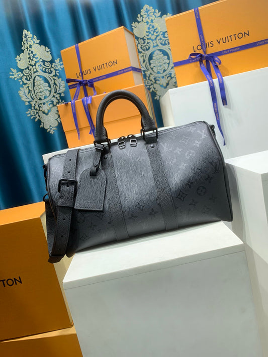 Louis Vuitton Keepall Bandoulière 35  Monogram Midnight
