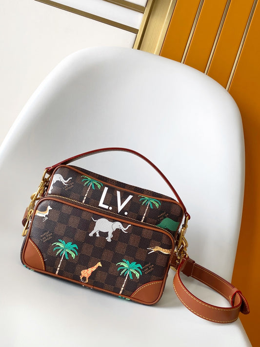 Louis Vuitton Nil cross-body bag