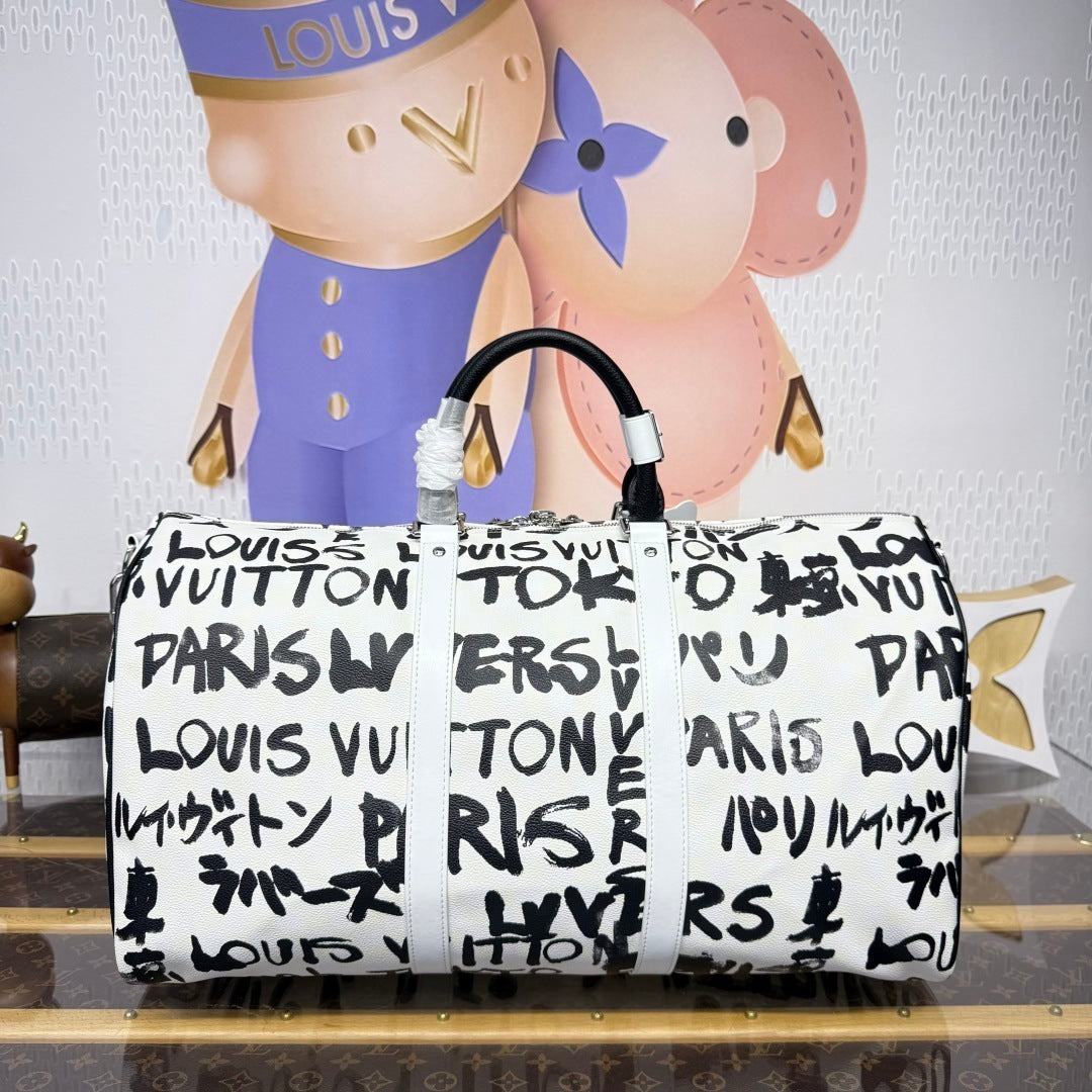 Louis Vuitton Keepall Bandoulière 50
