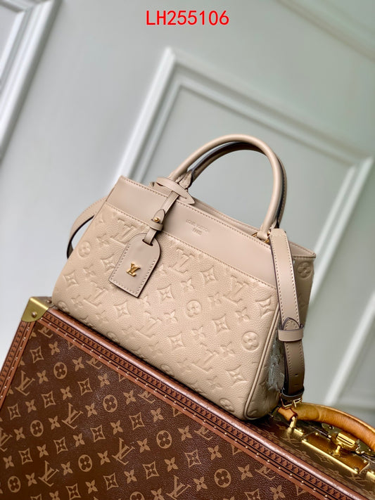 Louis Vuitton Avenue PM bag