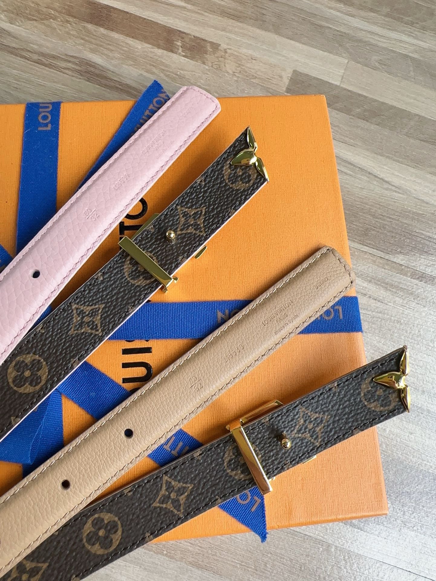 Louis Vuitton Reversible Belt