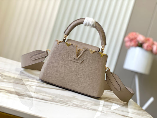 Louis Vuitton Capucines Mini bag