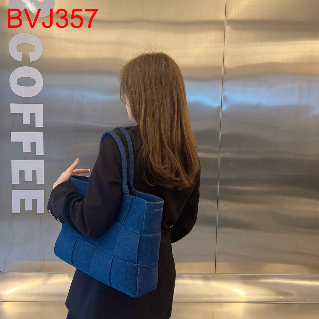 Bottega Veneta Arco Denim bag