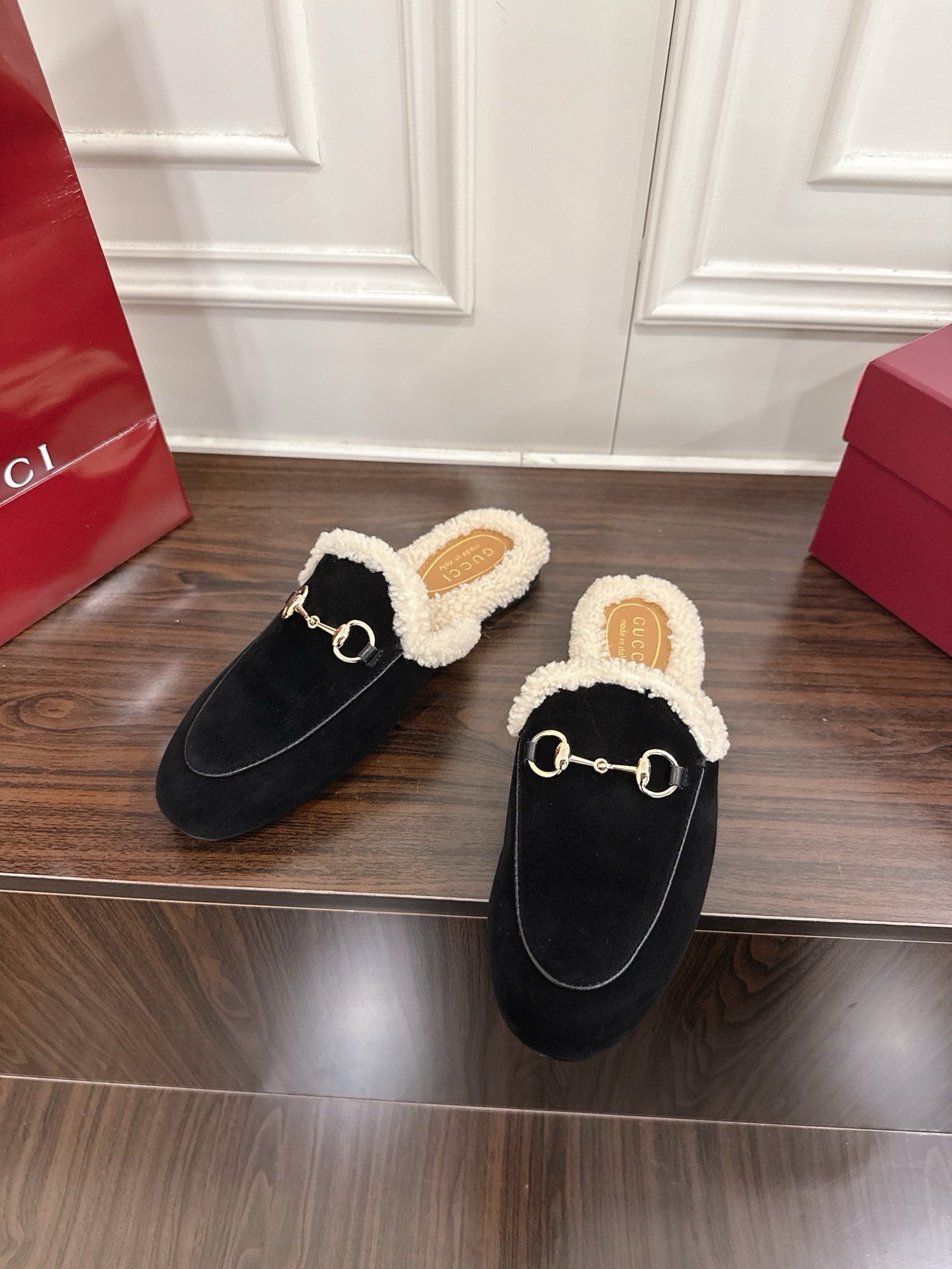 Gucci Teddy Flat Mules
