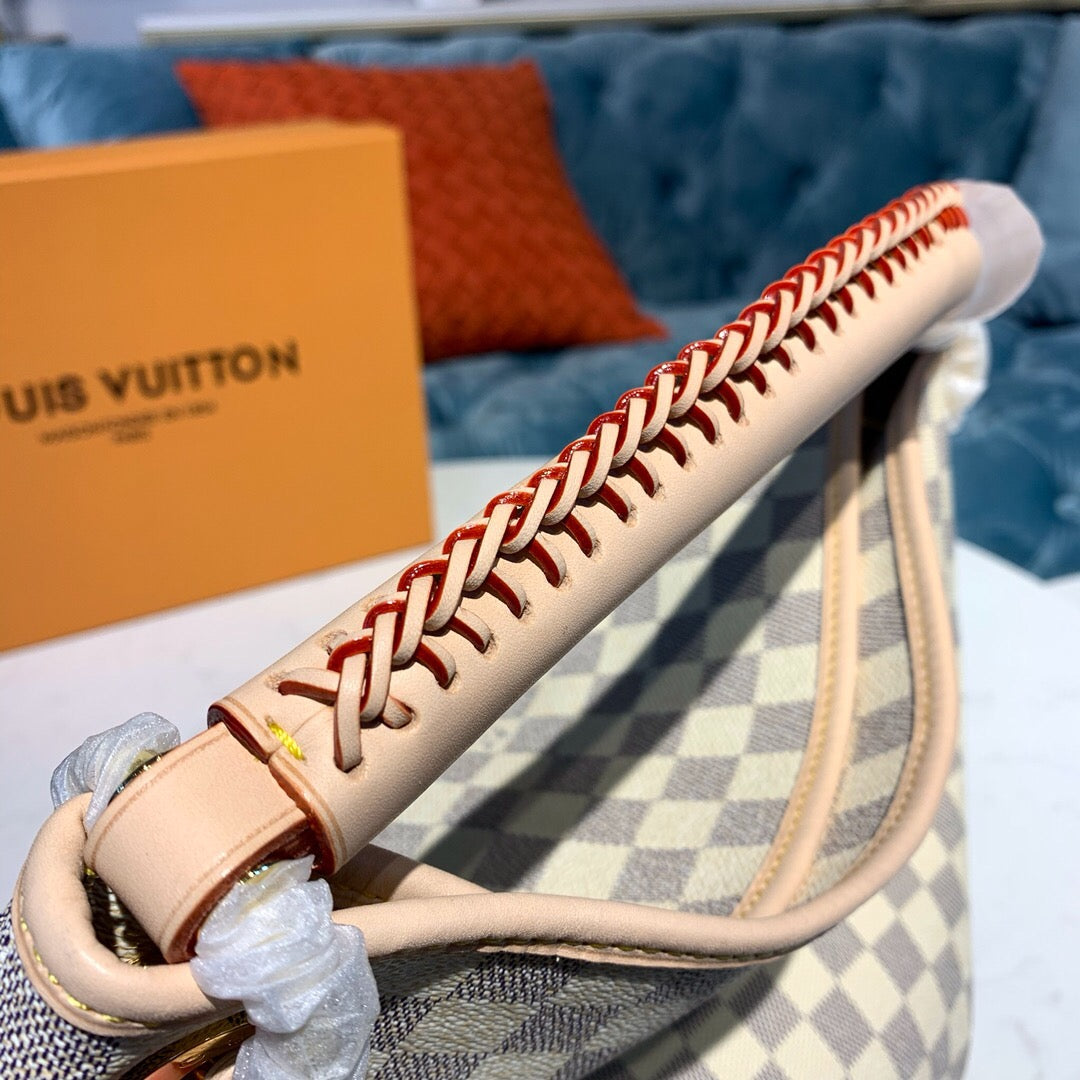 Louis Vuitton Artsy MM Bag