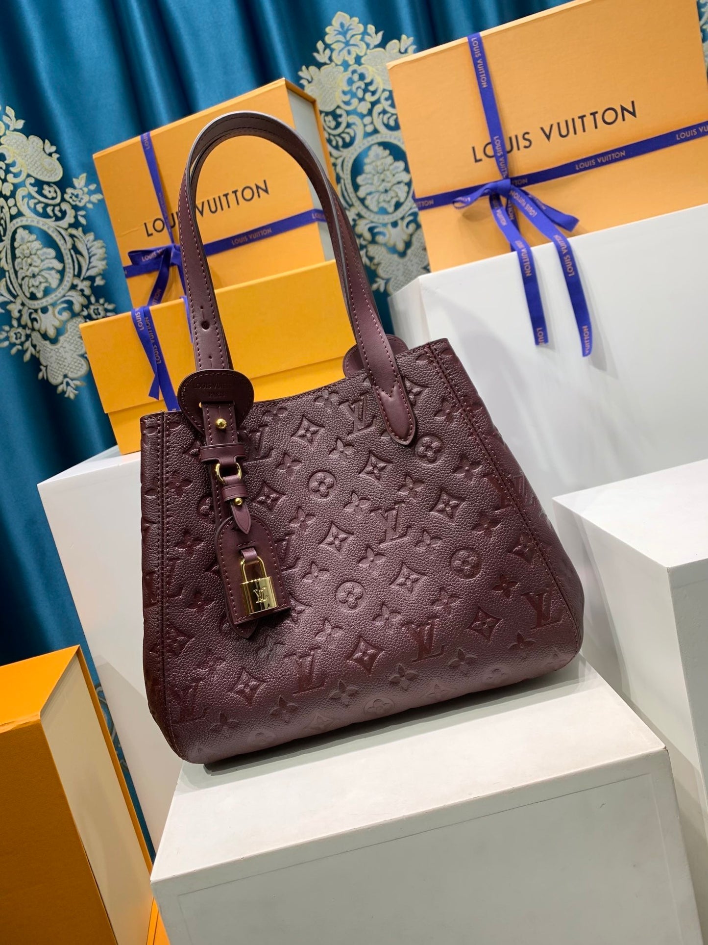 Louis Vuitton All In One PM