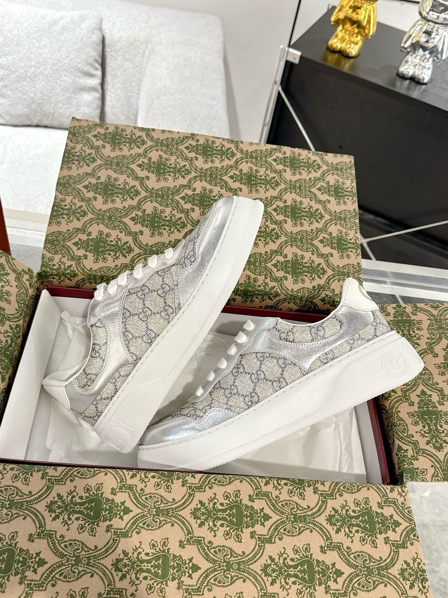 Gucci Sneakers