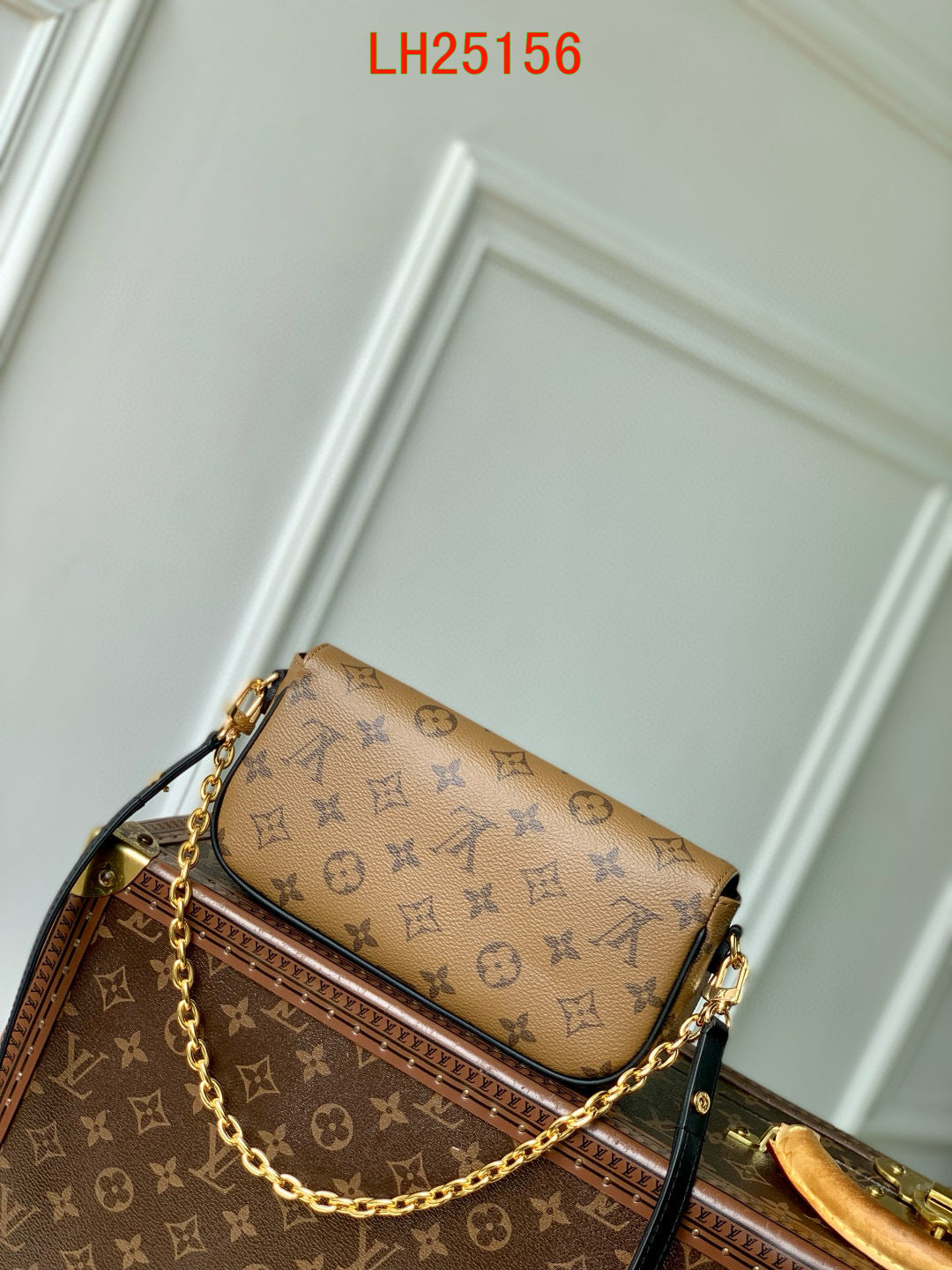 Louis Vuitton Wallet On Chain Ivy Monogram Reverse