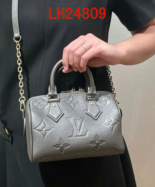 Louis Vuitton Speedy Bandoulière 20 Ski Collection