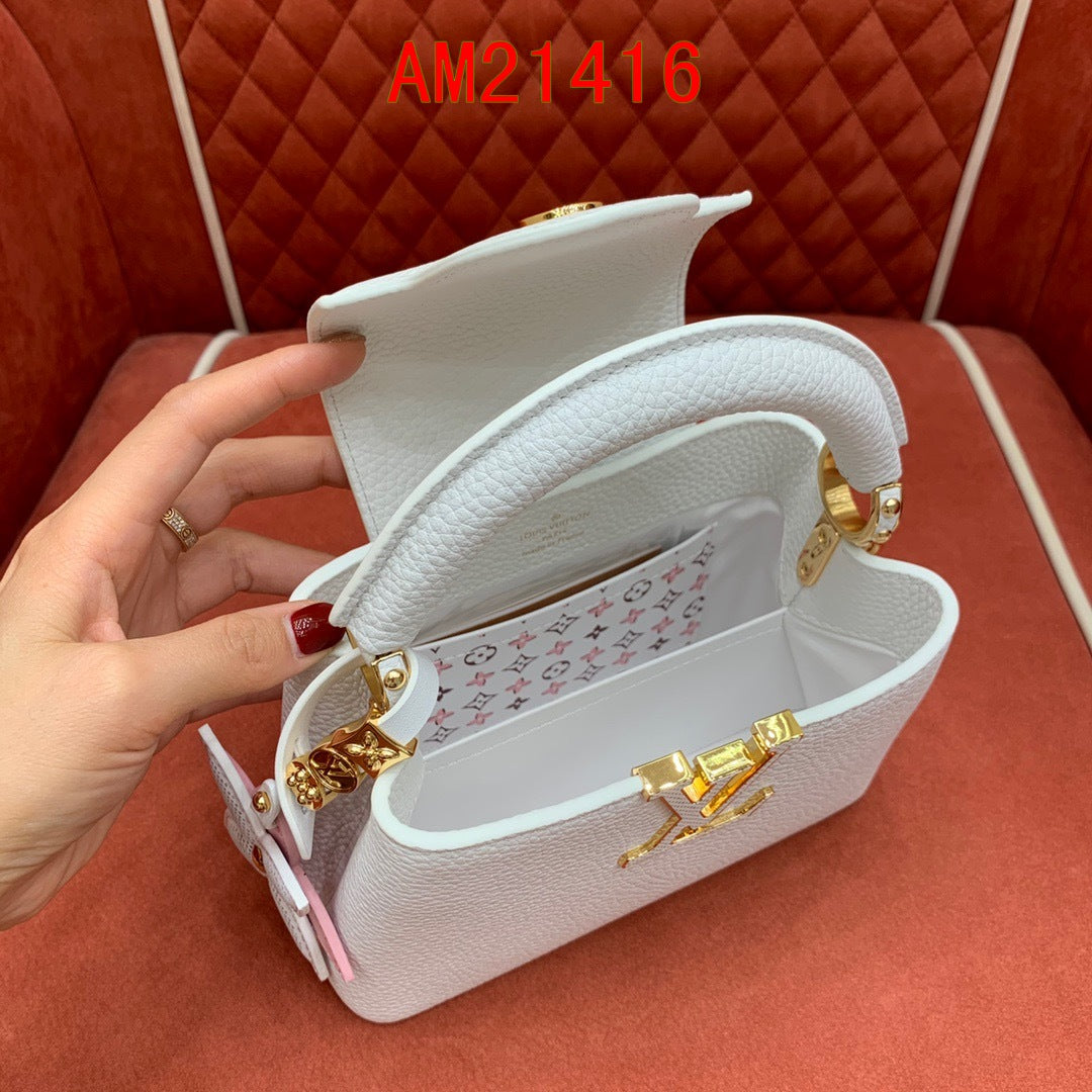 Louis Vuitton Capucines BB