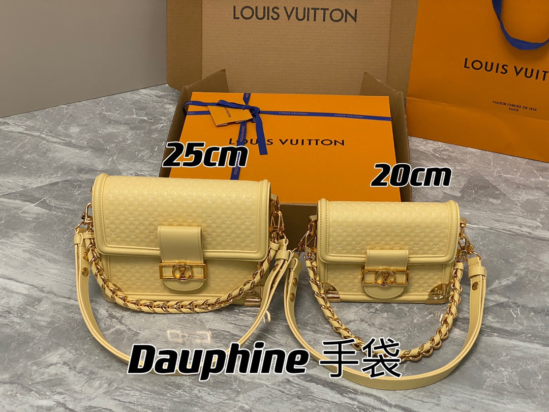 Louis Vuitton Dauphine mini, MM