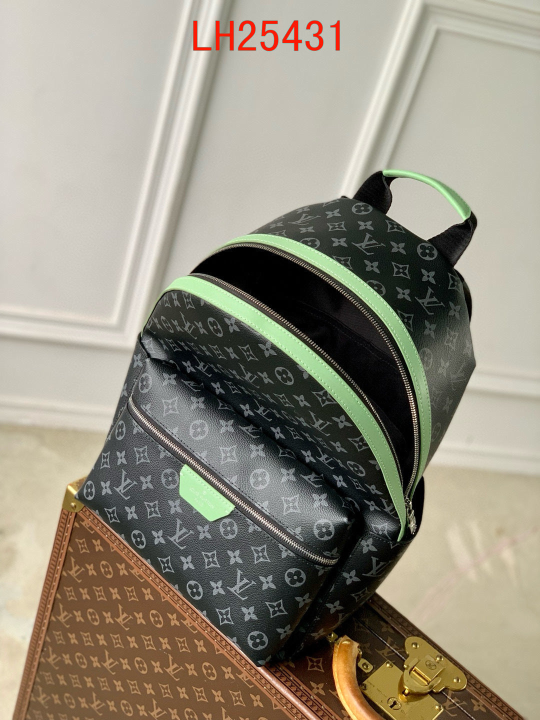 Louis Vuitton Monogram Eclipse Canvas Discovery Backpack PM