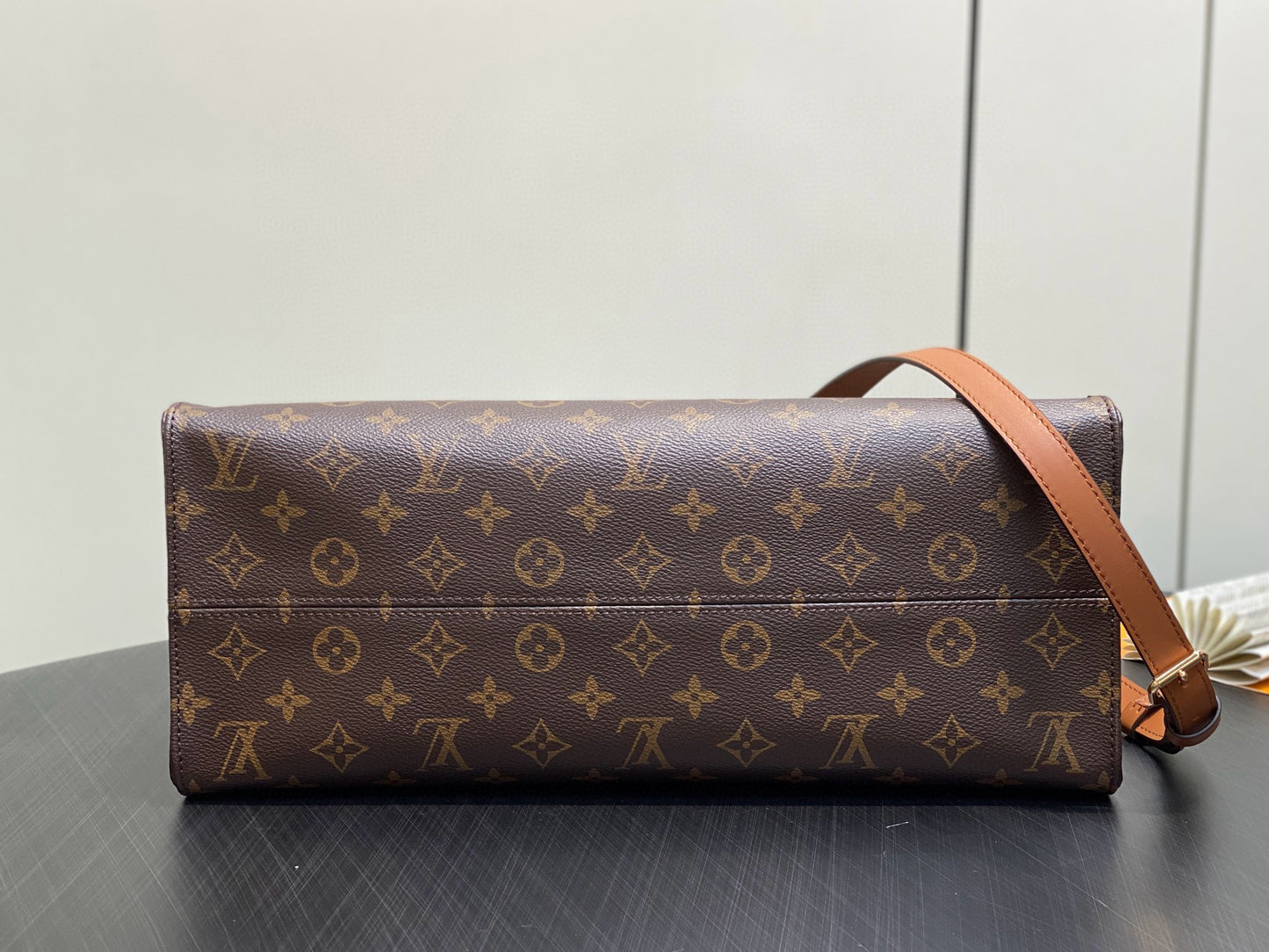 Louis Vuitton ONTHEGO ORGANIZER