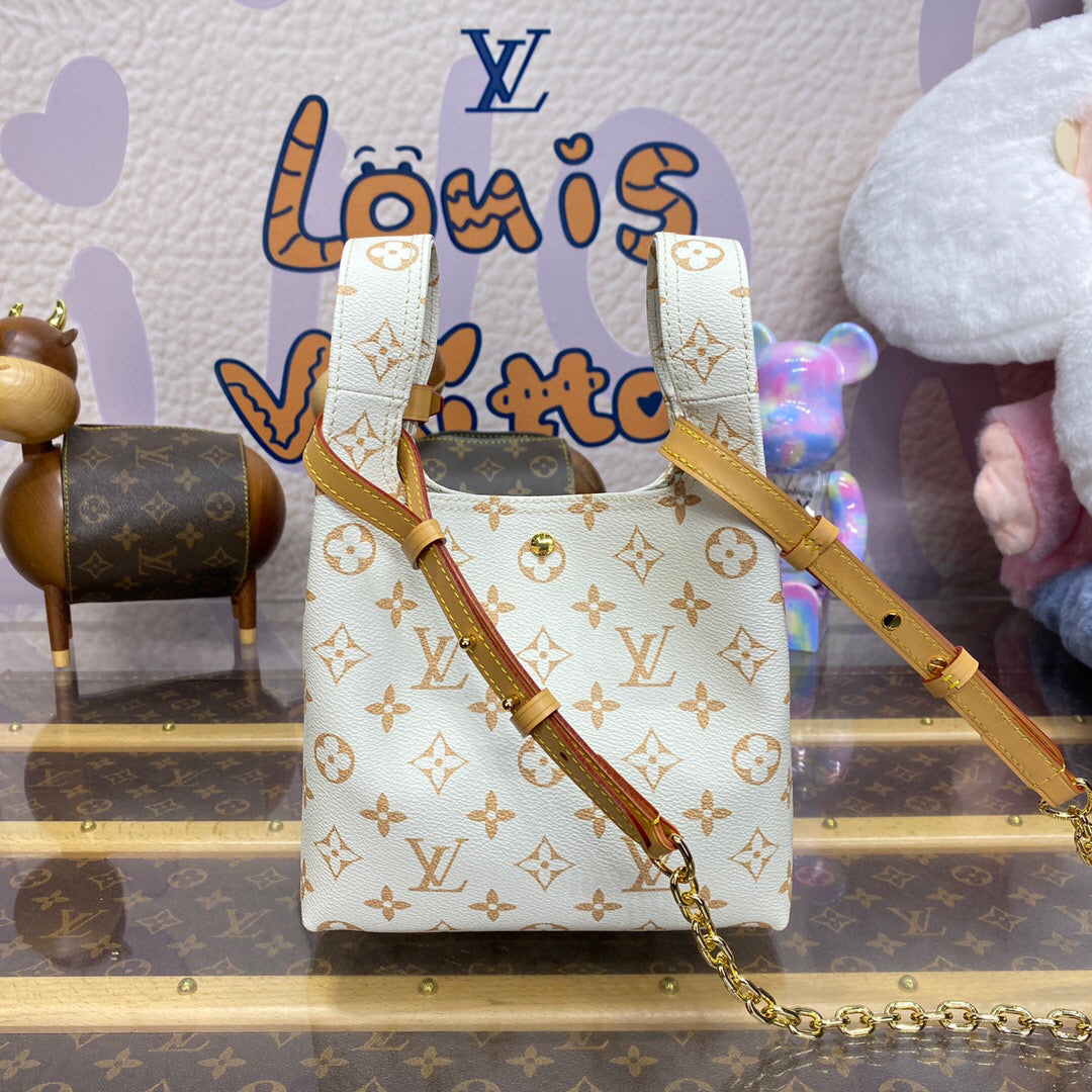 Louis Vuitton Atlantis BB
