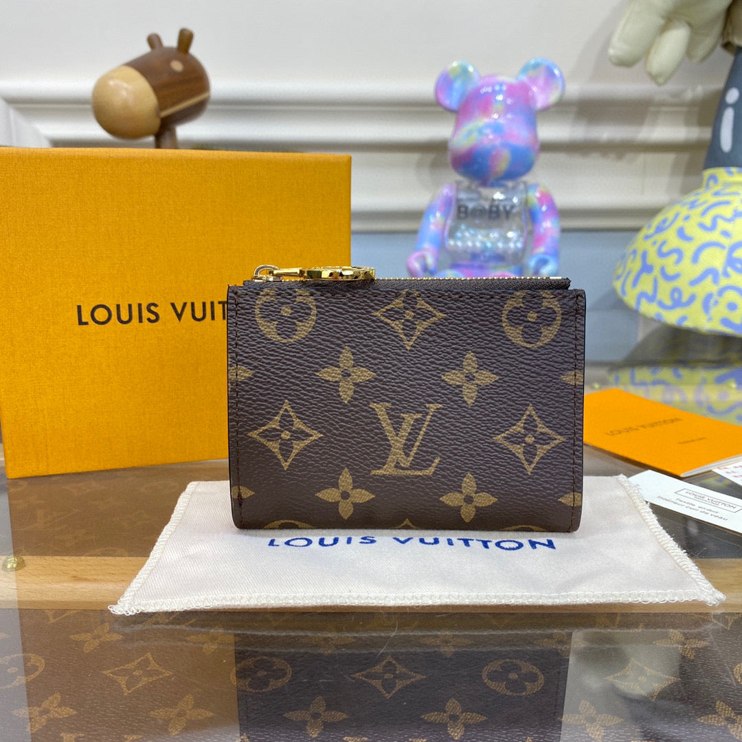 Louis Vuitton Lisa Wallet