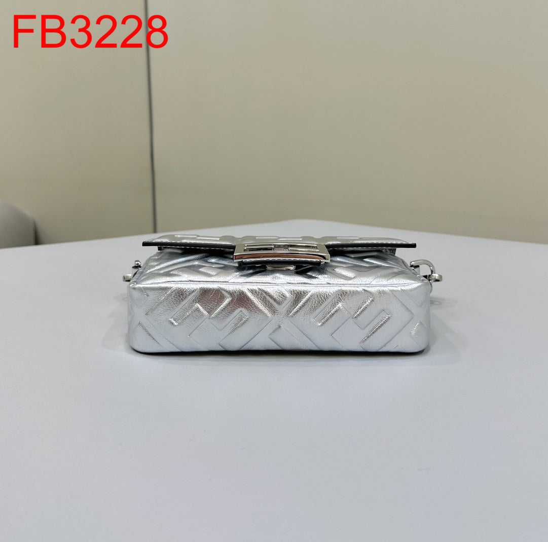 Fendi Baguette Mini