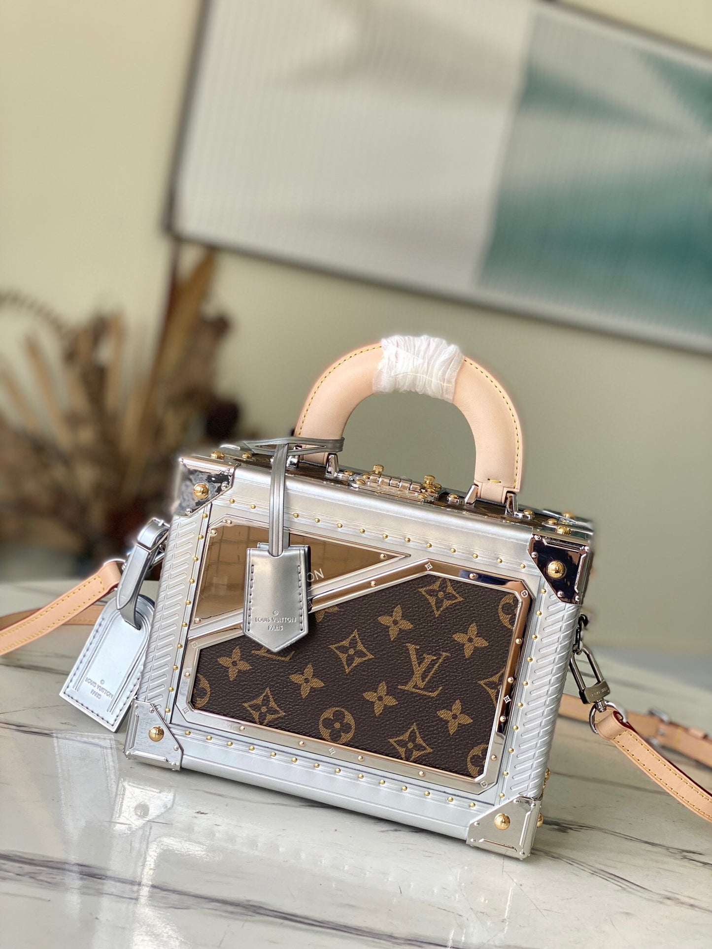 Louis Vuitton PETITE VALISE