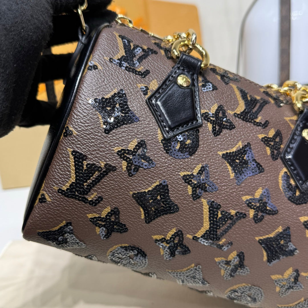 Louis Vuitton Speedy Bandouliere 20 LV Ski collection