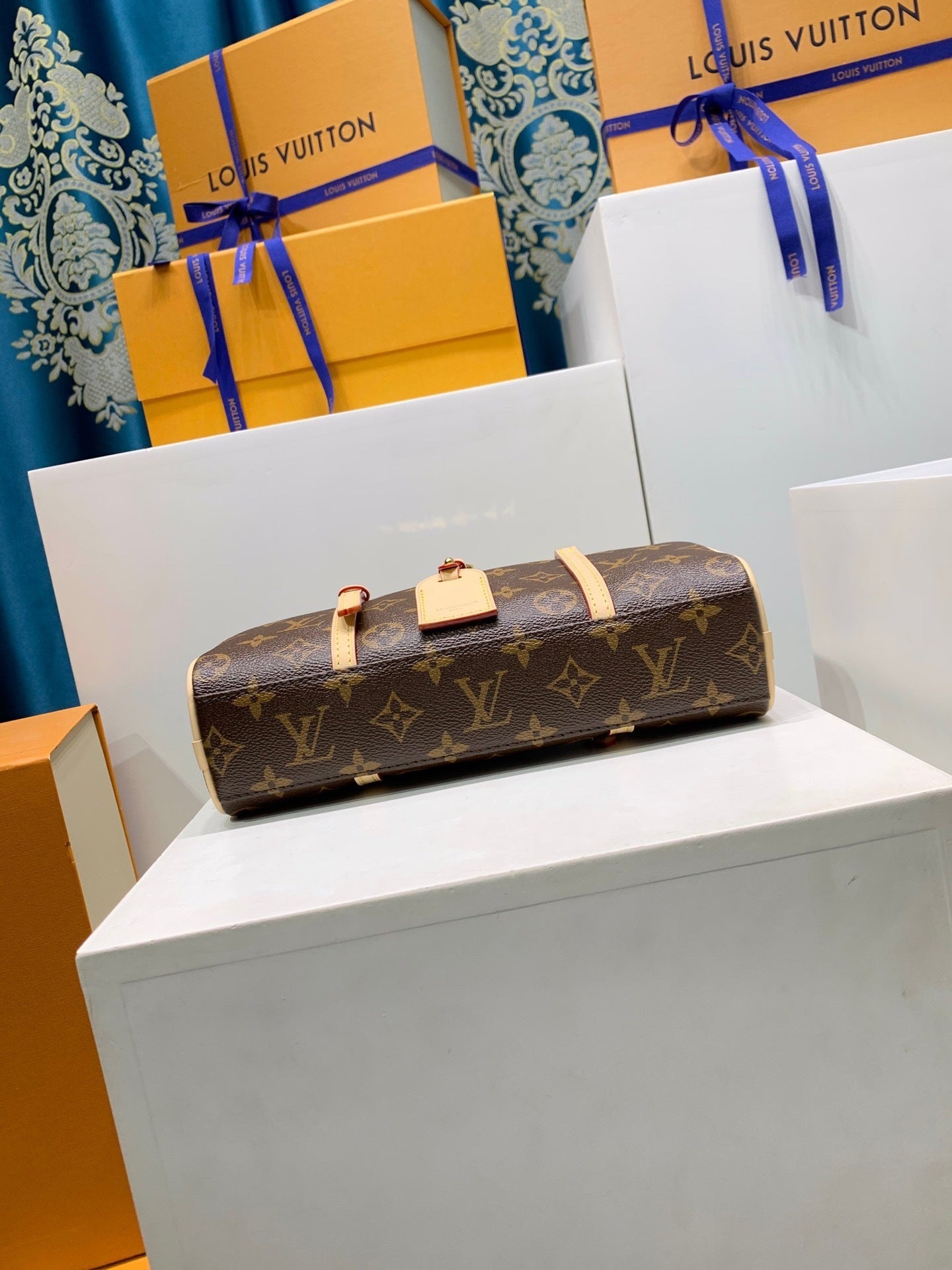 Louis Vuitton Hang on Monogram