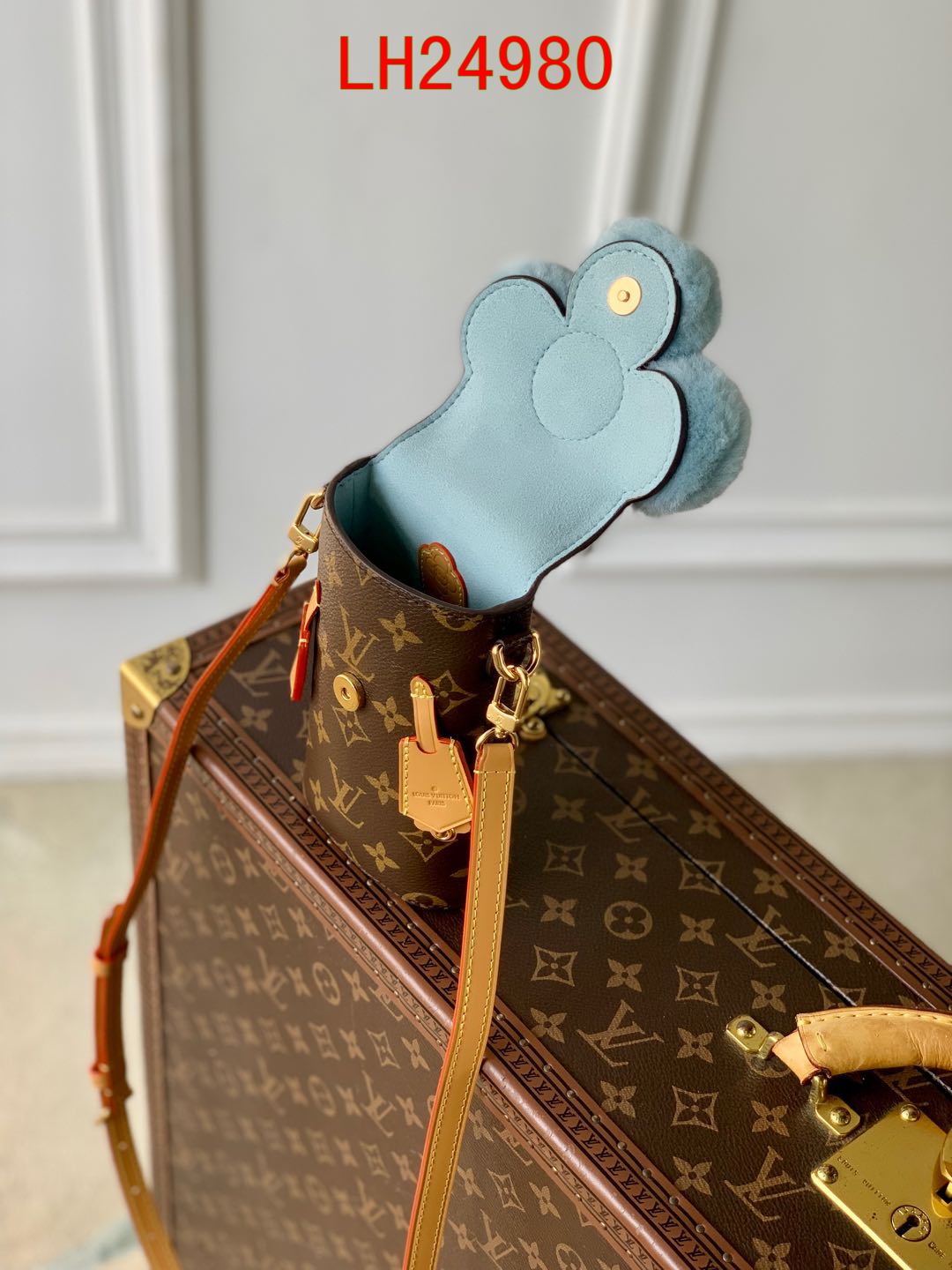 Louis Vuitton Vivienne bag