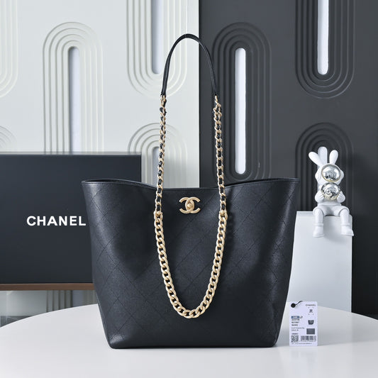 Chanel Shopping Tote bag