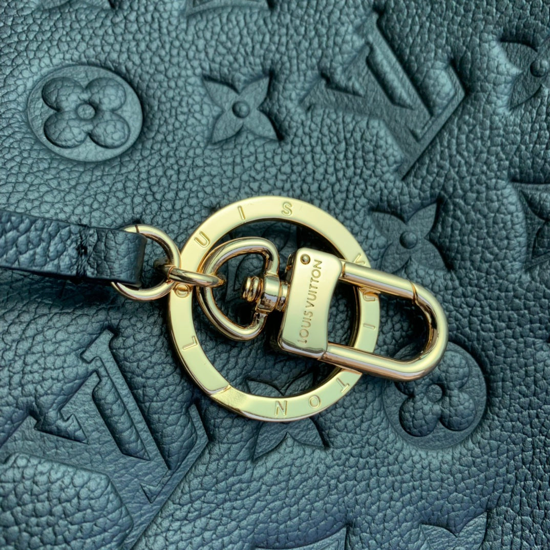 Louis Vuitton Artsy MM Bag