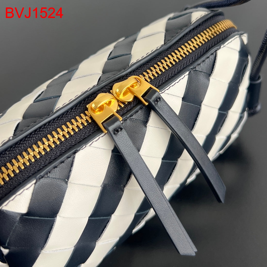 Bottega Veneta Concert Pouch bag