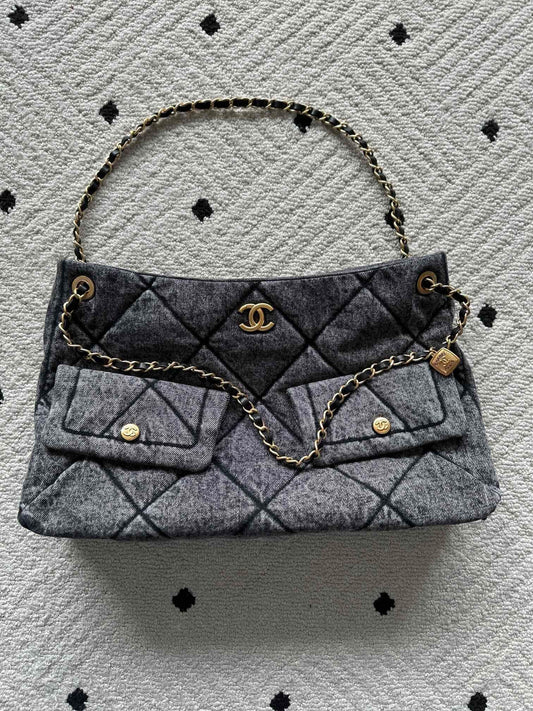Chanel Maxi Borsa Denim bag