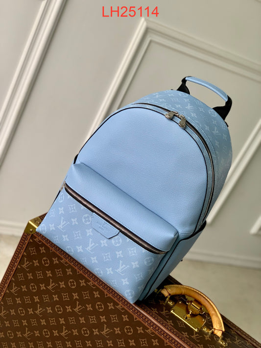 Louis Vuitton Discovery Backpack PM Taiga leather