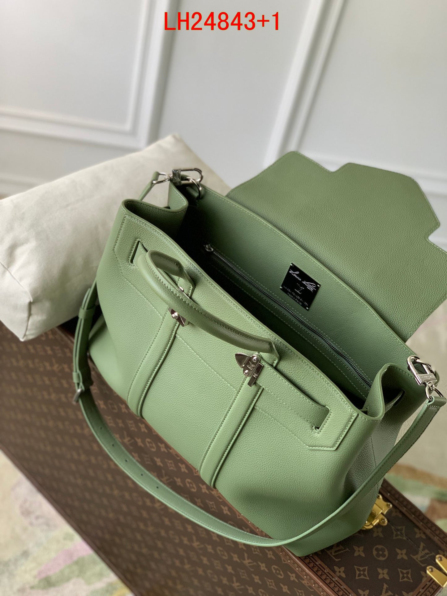 Louis Vuitton Georges Tote bag
