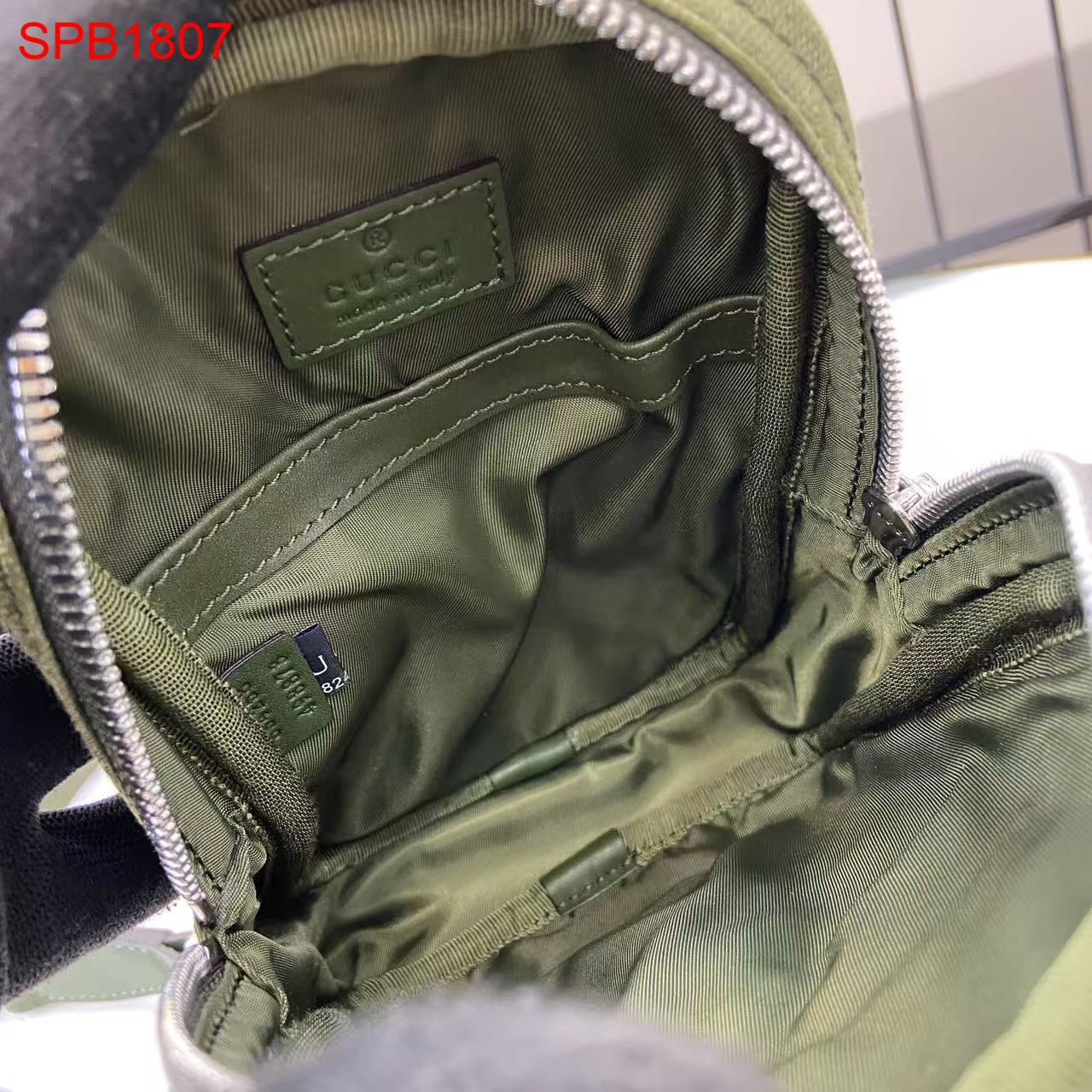Gucci GG canvas mini slingbag