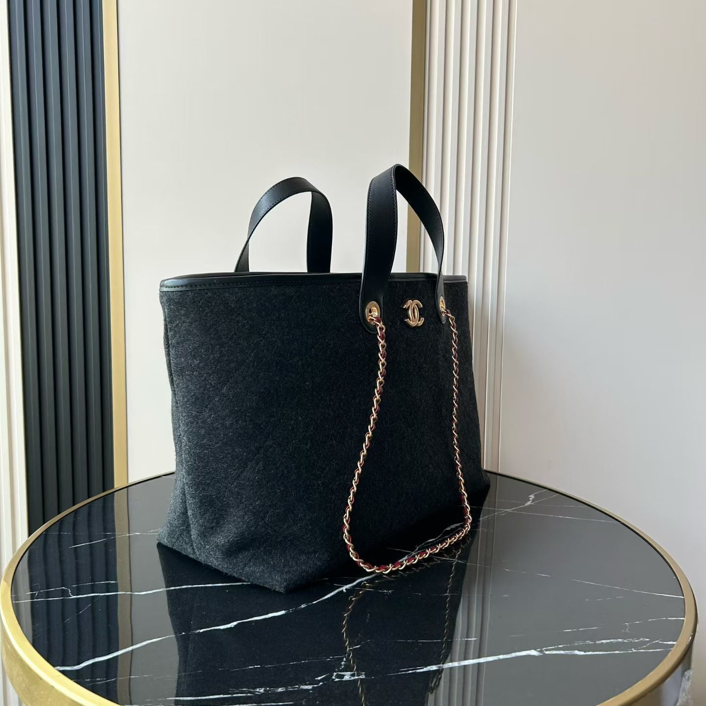 Chanel leather tote bag