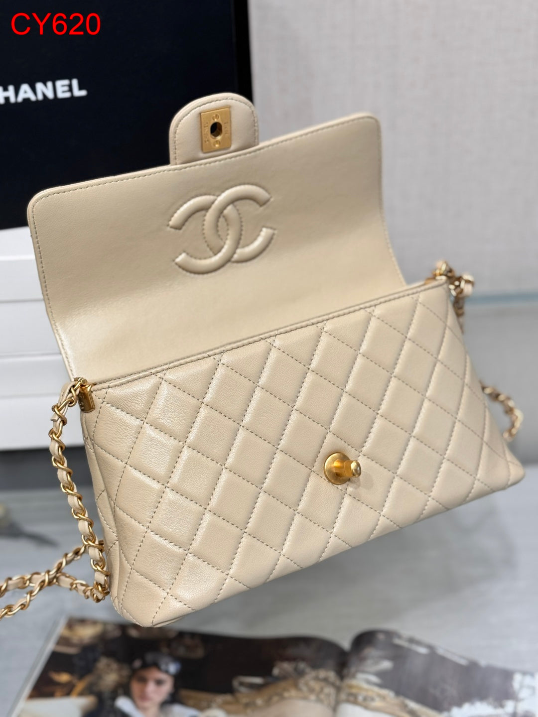 Chanel Kelly Medium bag