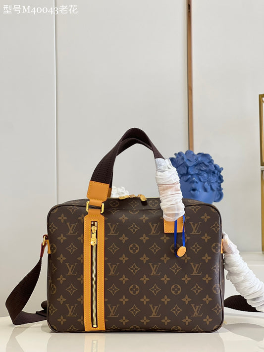 Louis Vuitton Monogram Sac Bosphore